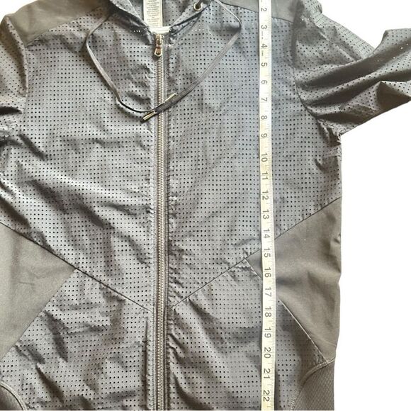 C9 Champion Black Hooded Lightweight Mesh Jacket Size Small - Picture 11 of 11